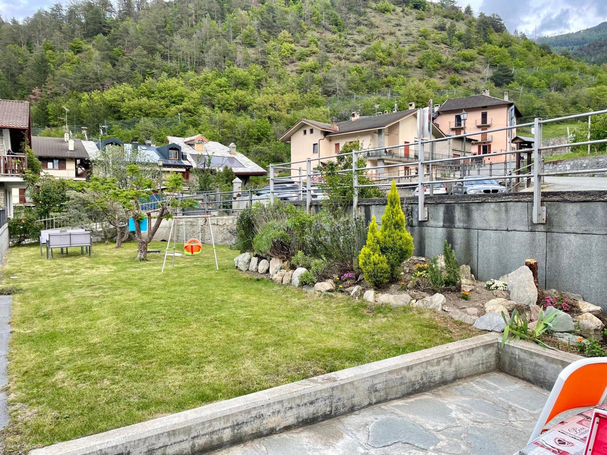 Casa Kristel Cir Comunale N 14 Aosta Eksteriør bilde