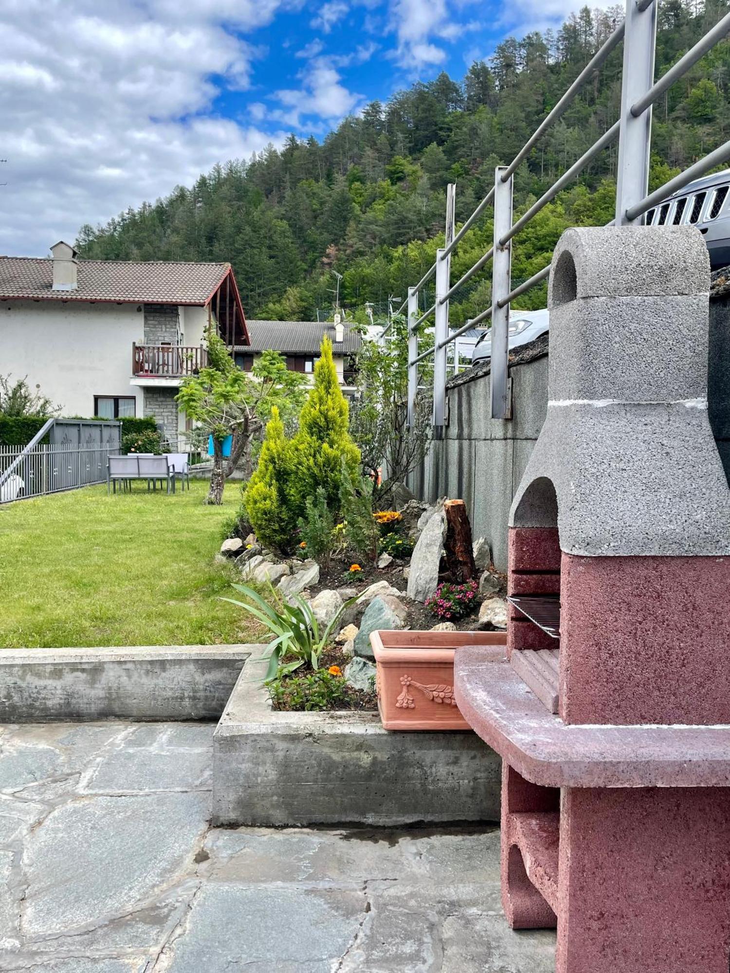 Casa Kristel Cir Comunale N 14 Aosta Eksteriør bilde