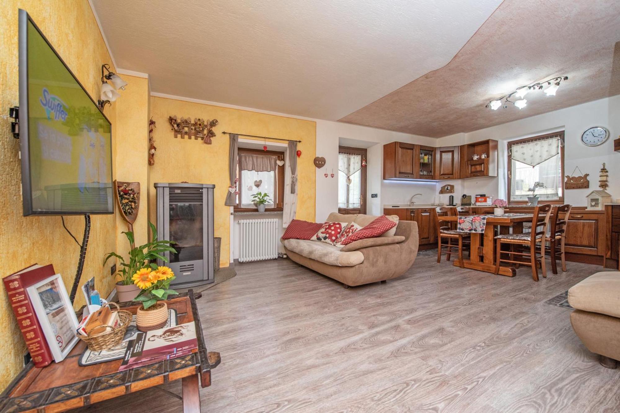 Casa Kristel Cir Comunale N 14 Aosta Eksteriør bilde