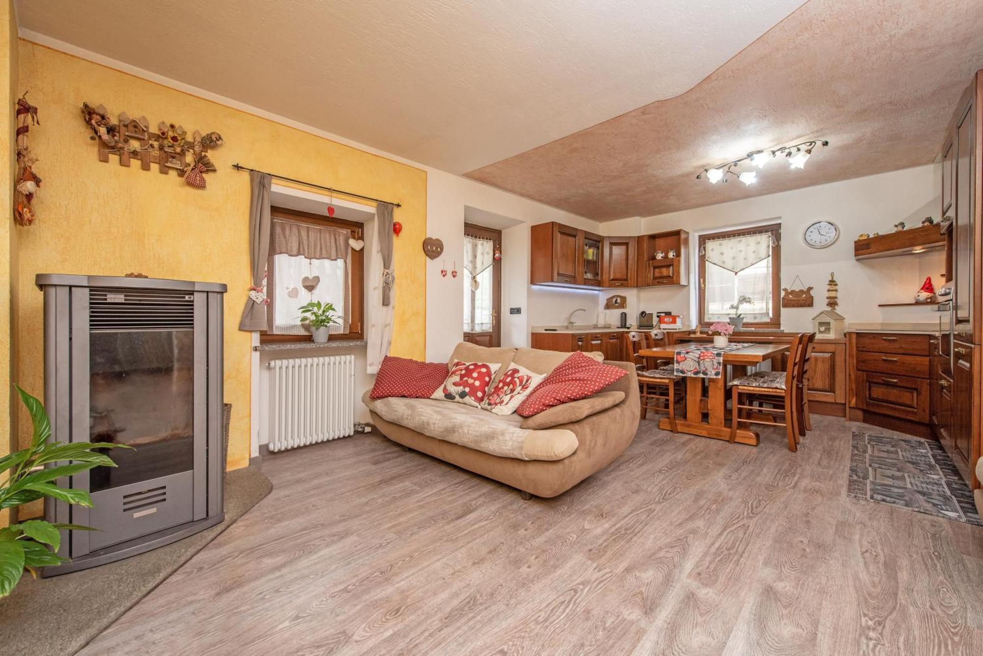 Casa Kristel Cir Comunale N 14 Aosta Eksteriør bilde
